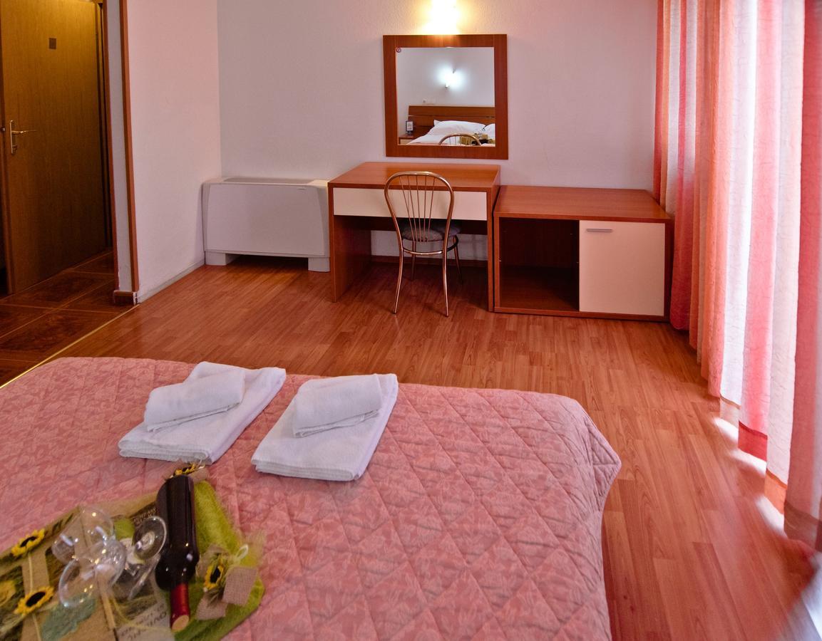 Hotel No-1 Medjugorje Exterior photo